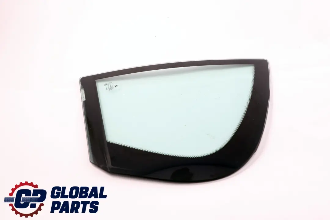 Vetro Finestrino Fisso Laterale Verde Posteriore Sinistro AS2 per BMW E60 con numero di parte 7033643 BMW E60 Vetro Finestrino Fisso Laterale Verde Posteriore Sinistro AS2 - SKU 7033643 - Numero di parte 7033643