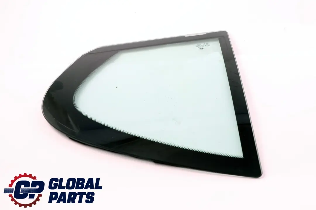 Vetro Finestrino Fisso Laterale Verde Posteriore Sinistro AS2 per BMW E60 con numero di parte 7033643 BMW E60 Vetro Finestrino Fisso Laterale Verde Posteriore Sinistro AS2 - SKU 7033643 - Numero di parte 7033643