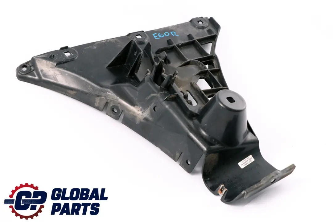 Soporte Parachoques Trasero Derecho para BMW E60 con número de pieza 7033716 BMW E60 Soporte Parachoques Trasero Derecho - SKU 7033716 - Número de pieza 7033716