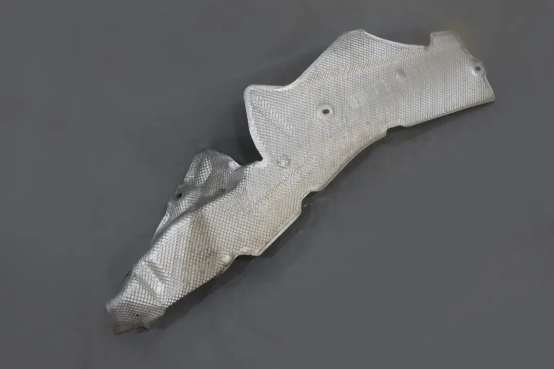 BMW 5 Series E60 E63 E63N E64 LCI Heat Shield Engine Mount Right O/S - SKU 7033720 - Part number 7033720