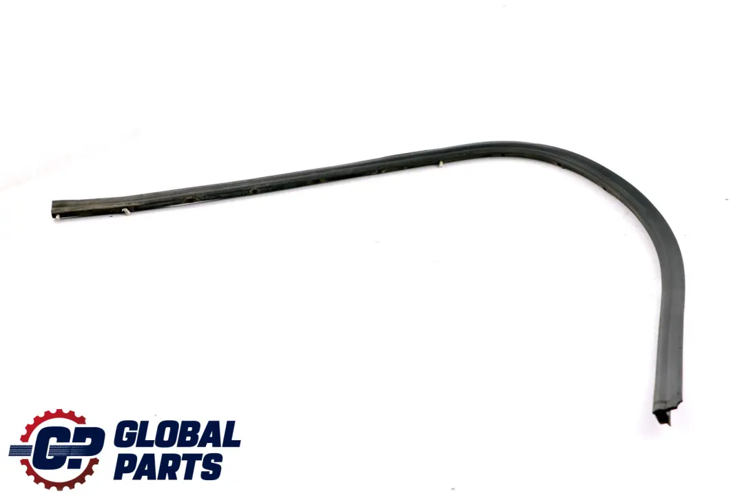 uszczelka drzwi boczne dolna lewy tył do BMW E60 E61 o numerze 51227033797 BMW E60 E61 uszczelka drzwi boczne dolna lewy tył - SKU 7033797 - Numer Części 51227033797