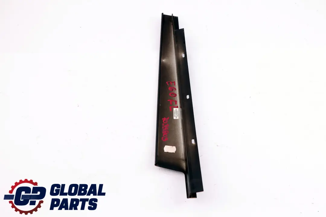 Colonna B Finitura Telaio Finestra Anteriore Sinistra per BMW E60 E61 LCI con numero di parte 51337033803 BMW E60 E61 LCI Colonna B Finitura Telaio Finestra Anteriore Sinistra - SKU 7033803 - Numero di parte 51337033803