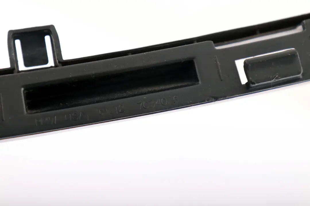 Front Door Sill Wing Mount Bracket Cover Left N/S to BMW Z4 Series E85 E86 with Part number 7034025 BMW Z4 Series E85 E86 Front Door Sill Wing Mount Bracket Cover Left N/S - SKU 7034025 - Part number 7034025