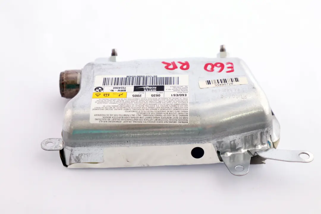 Module Airbag de la porte arriere droite pour BMW E60 E61 LCI à propos du numéro de pièce 7034060 BMW E60 E61 LCI Module Airbag de la porte arriere droite - SKU 7034060 - Numéro de pièce 7034060