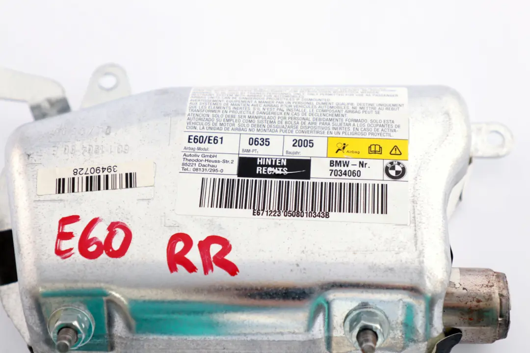 Airbag Poduszka Drzwi Prawa Prawy Tył do BMW E60 E61 o numerze 7034060 BMW E60 E61 Airbag Poduszka Drzwi Prawa Prawy Tył - SKU 7034060 - Numer Części 7034060