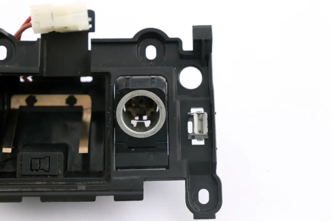 BMW E60 E61 LCI Inserto Anteriore Portacenere Accendino - SKU 7034087 - Numero di parte 7034087