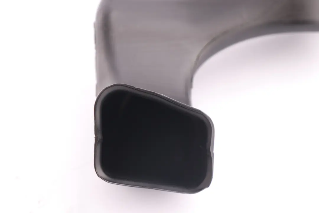 Condotto Tubo Canale Spazio Dei Piedi Destra per BMW E60 E61 E63 E64 con numero di parte 7034124 BMW E60 E61 E63 E64 Condotto Tubo Canale Spazio Dei Piedi Destra - SKU 7034124 - Numero di parte 7034124