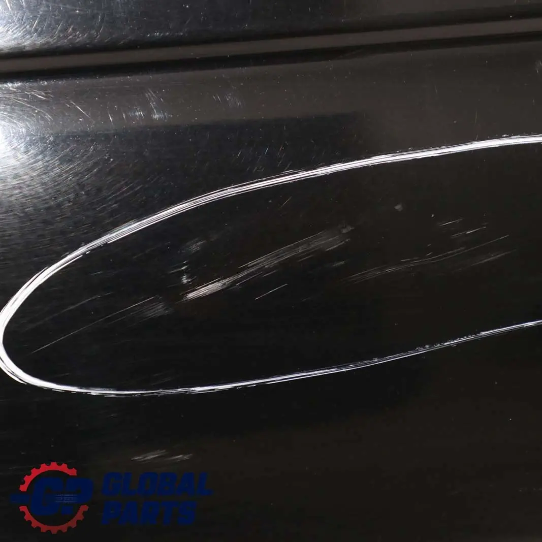 Tür Vorne Links Schwarz 2 - 668 für BMW 3 E46 Limousine Touring mit Teilenummer 7034151 BMW 3 E46 Limousine Touring Tür Vorne Links Schwarz 2 - 668 - SKU 7034151-SCH - Teilenummer 7034151