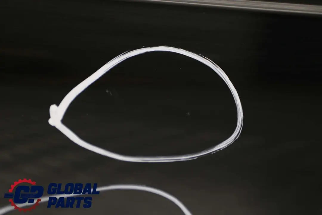 Portiera Posteriore Destra Black Sapphire Nero Metallico - 475 per BMW E46 Berlina con numero di parte 7034154 BMW E46 Berlina Portiera Posteriore Destra Black Sapphire Nero Metallico - 475 - SKU 7034154-BS - Numero di parte 7034154