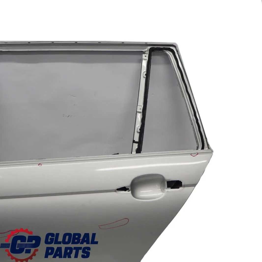 Porta Posteriore SX Argento-Titanio Titan Argento Metallo - per BMW E46 Touring con numero di parte 7034155 BMW E46 Touring Porta Posteriore SX Argento-Titanio Titan Argento Metallo - - SKU 7034155-TS - Numero di parte 7034155