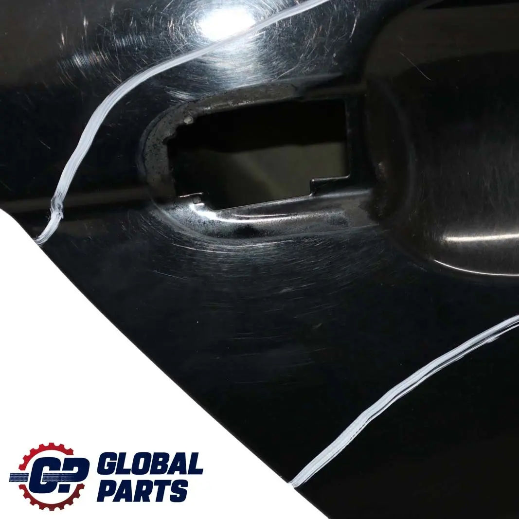 Reihe E46 Touring Tür Hinten Rechts Schwarz 2 - 668 für BMW 3 mit Teilenummer 7034156 BMW 3 Reihe E46 Touring Tür Hinten Rechts Schwarz 2 - 668 - SKU 7034156-SCH - Teilenummer 7034156