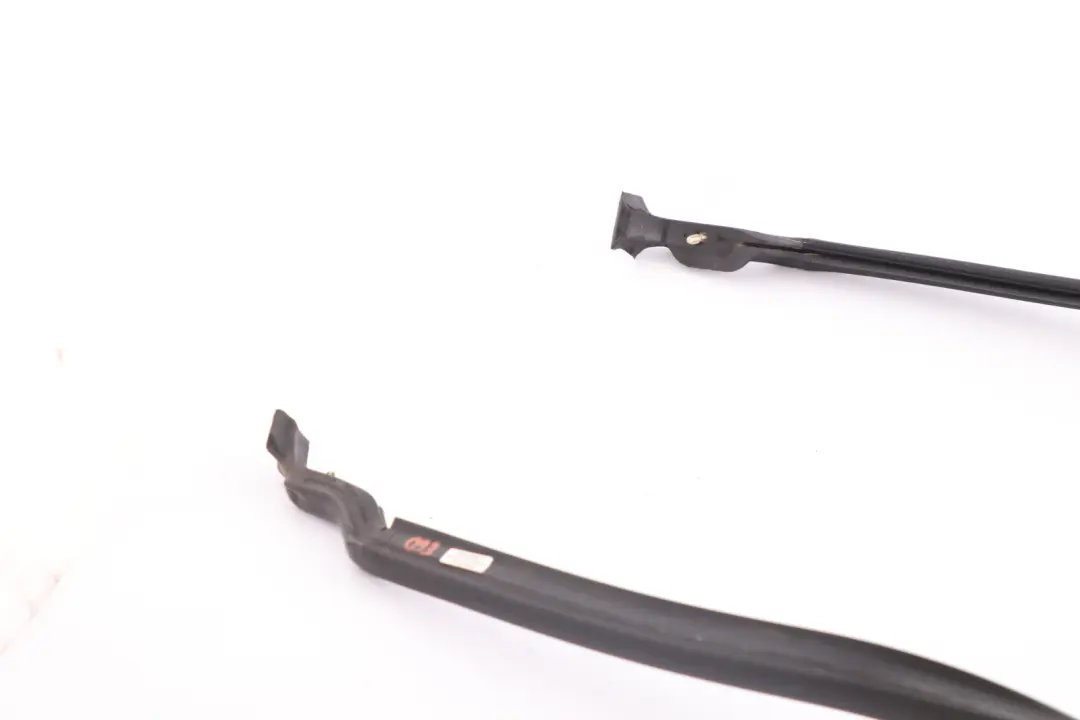 BMW E60 E60N E61 E61N Capó Junta De Sellado Capó Tira - SKU 7034163 - Número de pieza 51767034163