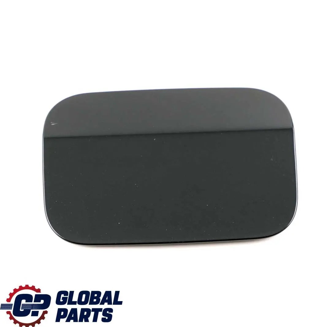 Coperchio del carburante Flap di riempimento Nero carbone 416 per BMW E60 E61 con numero di parte 7034281 BMW E60 E61 Coperchio del carburante Flap di riempimento Nero carbone 416 - SKU 7034281-CAR1 - Numero di parte 7034281