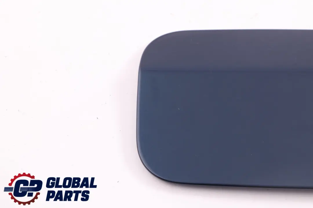 Einfüllklappe Tankdeckel Tiefseeblau Blau Metallic für BMW 5 er E60 E61 mit Teilenummer 7034281 BMW 5 er E60 E61 Einfüllklappe Tankdeckel Tiefseeblau Blau Metallic - SKU 7034281-DSB - Teilenummer 7034281