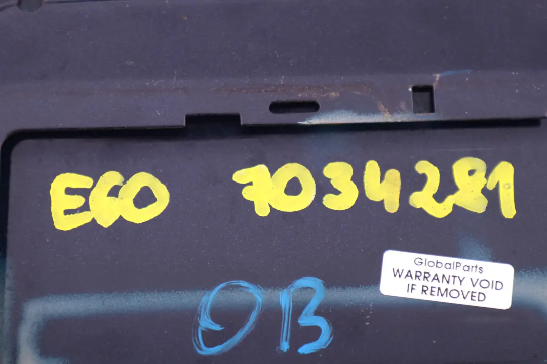 Fill In Flap Orientblau Blue Metallic to BMW 5 Series E60 E61 Fuel Cover with Part number 7034281 BMW 5 Series E60 E61 Fuel Cover Fill In Flap Orientblau Blue Metallic - SKU 7034281-OB1 - Part number 7034281