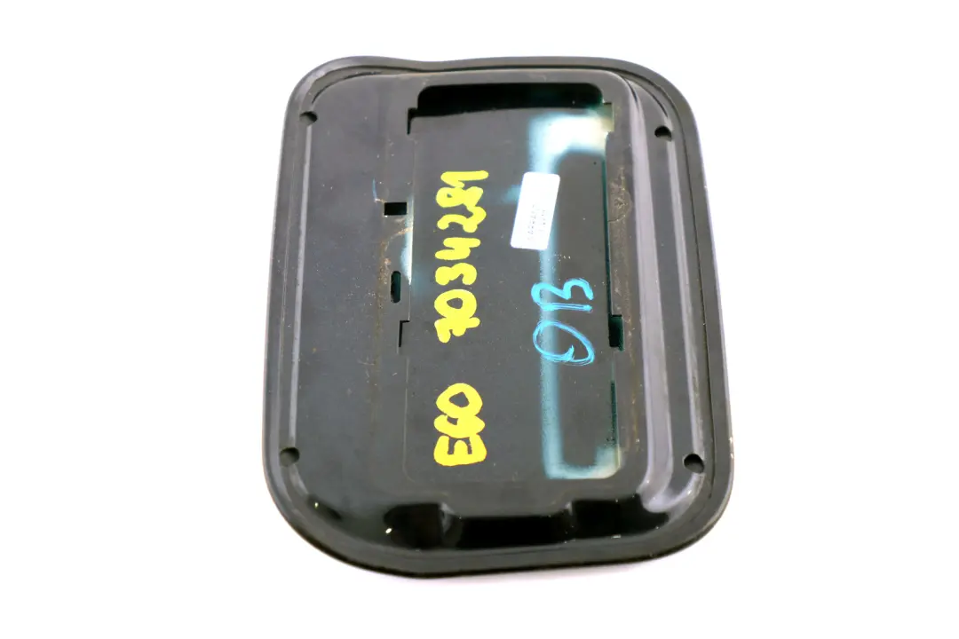 Reihe E60 E61 Einfüllklappe Orientblau Blue Metallic 5117 für BMW 5 mit Teilenummer 7034281 BMW 5 Reihe E60 E61 Einfüllklappe Orientblau Blue Metallic 5117 - SKU 7034281-OB1 - Teilenummer 7034281