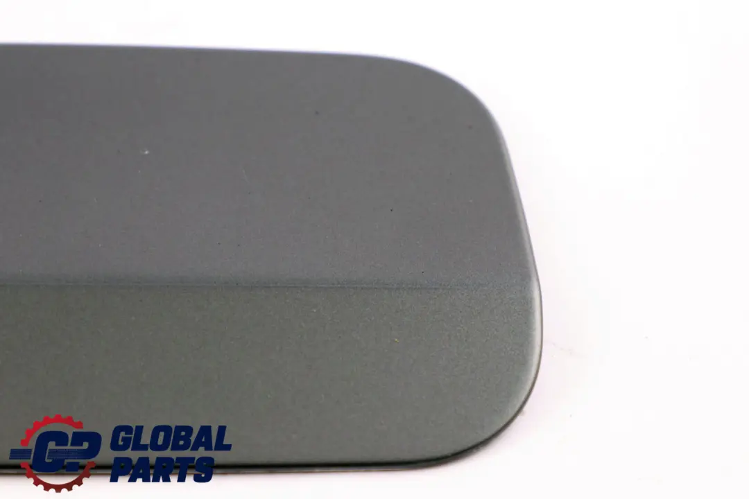 Tapa Llenado Combustible Titangrau Gris Metalizado para BMW E60 E61 con número de pieza 7034281 BMW E60 E61 Tapa Llenado Combustible Titangrau Gris Metalizado - SKU 7034281-TGR - Número de pieza 7034281