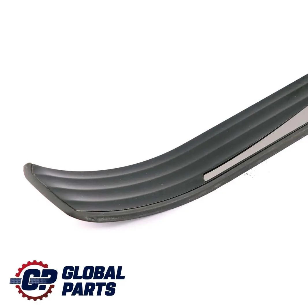 BMW 5 er E60 E61 Blende Einstieg Vorn Rechts Schwarz - SKU 7034304-1 - Teilenummer 7034304