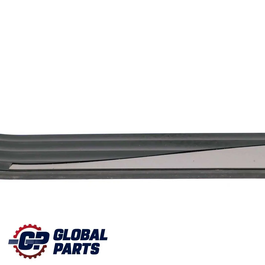 BMW 5 E60 E61 Couverture Entree Avant Droite Noir - SKU 7034304-1 - Numéro de pièce 7034304