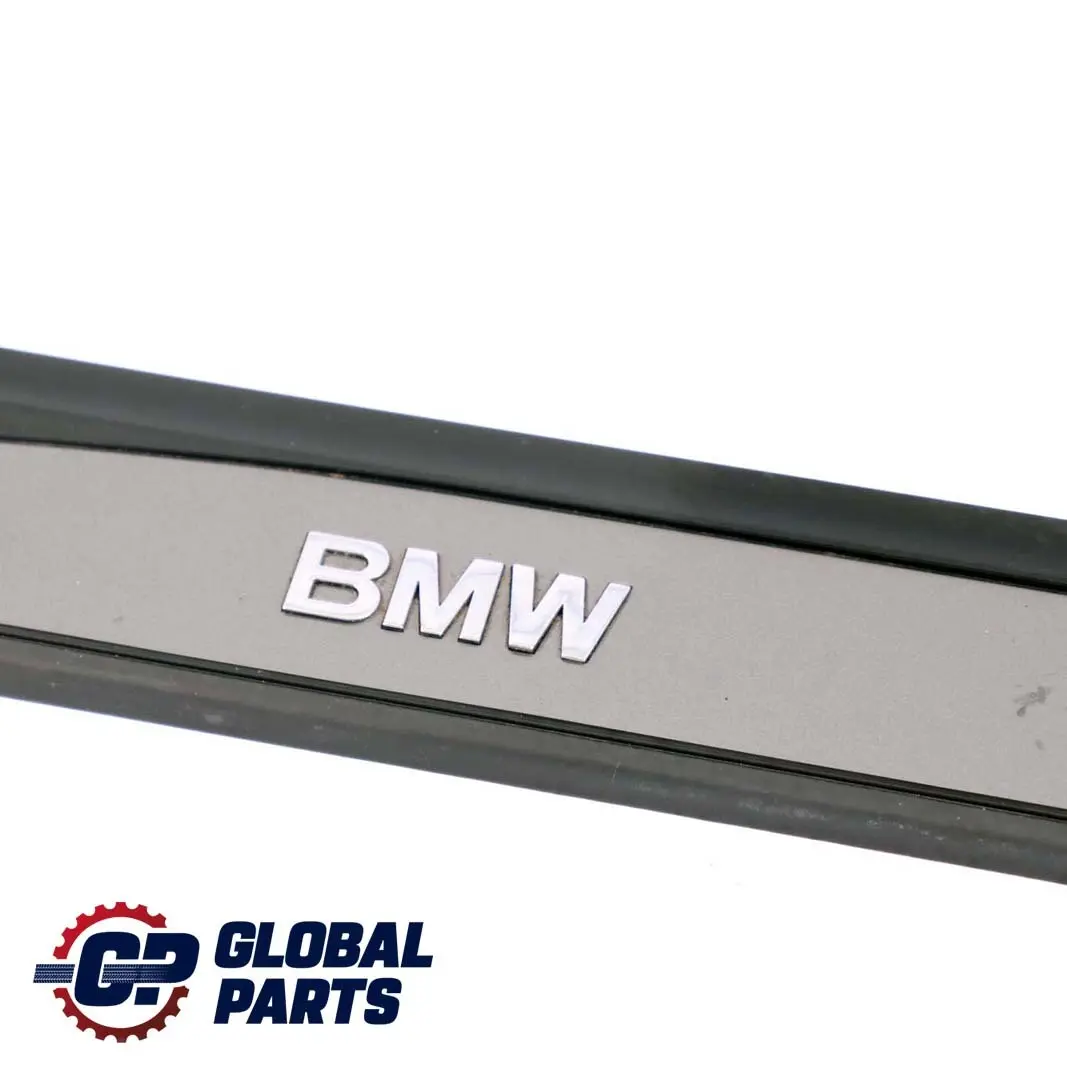 BMW 5 E60 E61 Couverture Entree Avant Droite Noir - SKU 7034304-1 - Numéro de pièce 7034304