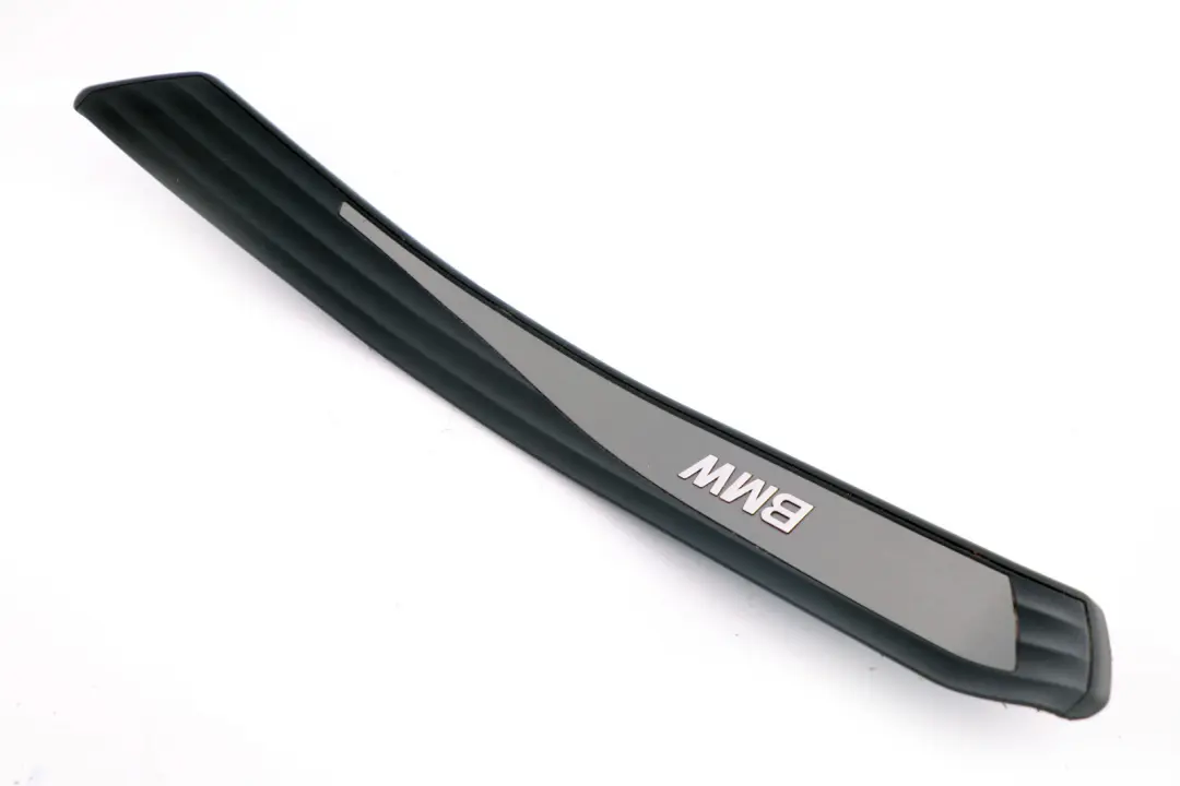 BMW E60 E61 Entrada Kick Puerta Sill Tapa Trasera Izquierda - SKU 7034305 - Número de pieza 7034305