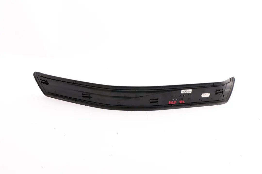 BMW E60 E61 Entrada Kick Puerta Sill Tapa Trasera Izquierda - SKU 7034305 - Número de pieza 7034305