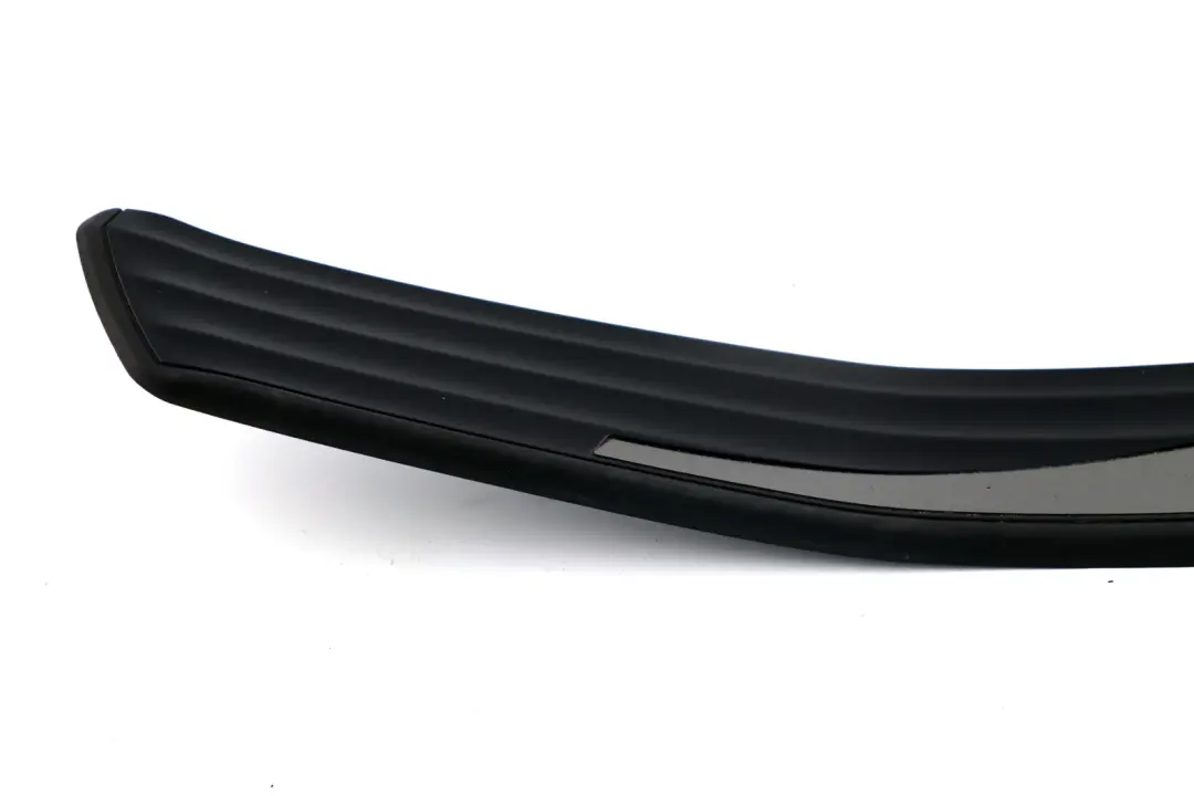 BMW E60 E61 Couverture Entree Arriere Droite - SKU 7034306 - Numéro de pièce 7034306