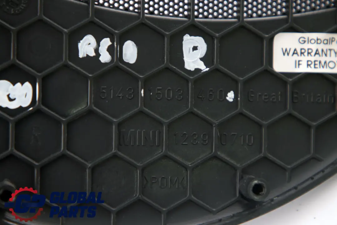 Copertura Trim inferiore Altoparlante Destro Griglia Panther Black per Mini R50 R53 con numero di parte 7034348 Mini R50 R53 Copertura Trim inferiore Altoparlante Destro Griglia Panther Black - SKU 7034348 - Numero di parte 7034348