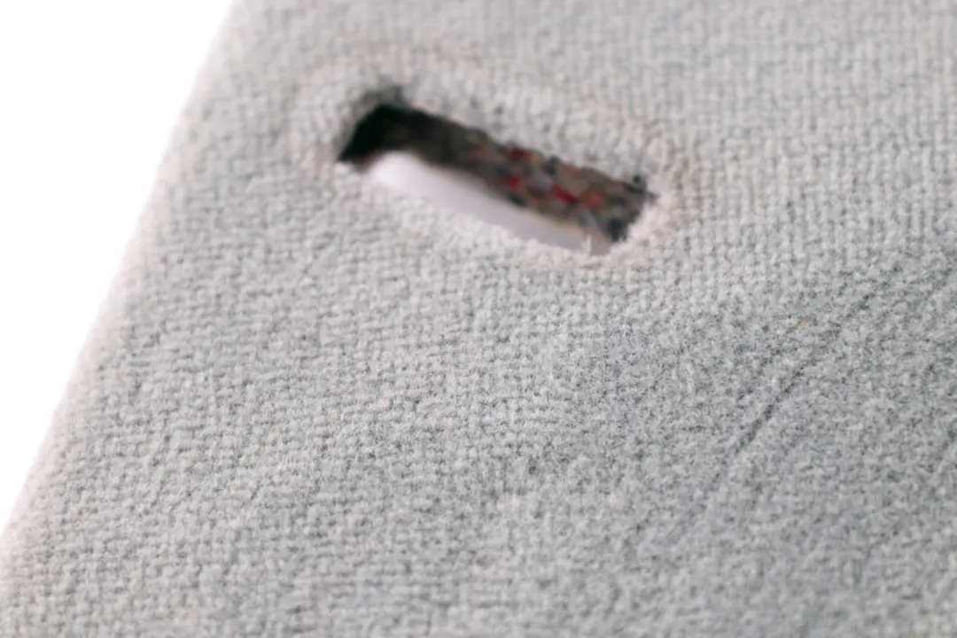 Pannello Di Rivestimento Del Bagagliaio Destro Grigio Grau per BMW X5 E53 con numero di parte 7034392 BMW X5 E53 Pannello Di Rivestimento Del Bagagliaio Destro Grigio Grau - SKU 7034392-1 - Numero di parte 7034392