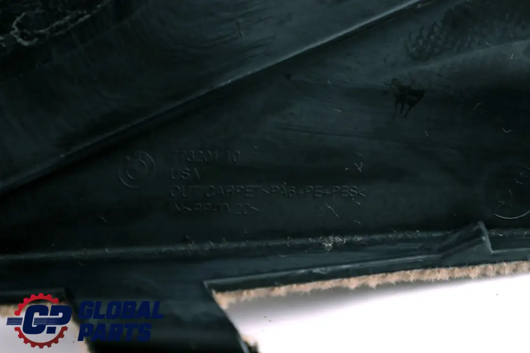 Obudowa boczek bagażnika lewa beż do BMW E53 X5 o numerze 7034395 BMW E53 X5 Obudowa boczek bagażnika lewa beż - SKU 7034395 - Numer Części 7034395