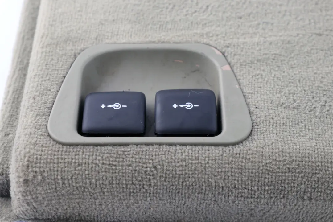  *BMW X5 er E53 Verkleidung Gepäckraum Rechts Pastellgrün 7034392 - SKU 7034400 - Teilenummer 7034400