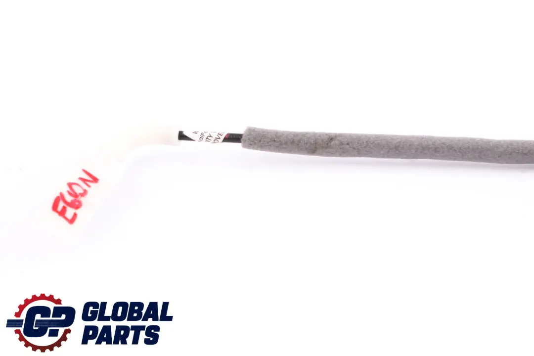 Interior Abrepuertas Cable Bowden para BMW E60 E61 LCI con número de pieza 7034467 BMW E60 E61 LCI Interior Abrepuertas Cable Bowden - SKU 7034467 - Número de pieza 7034467