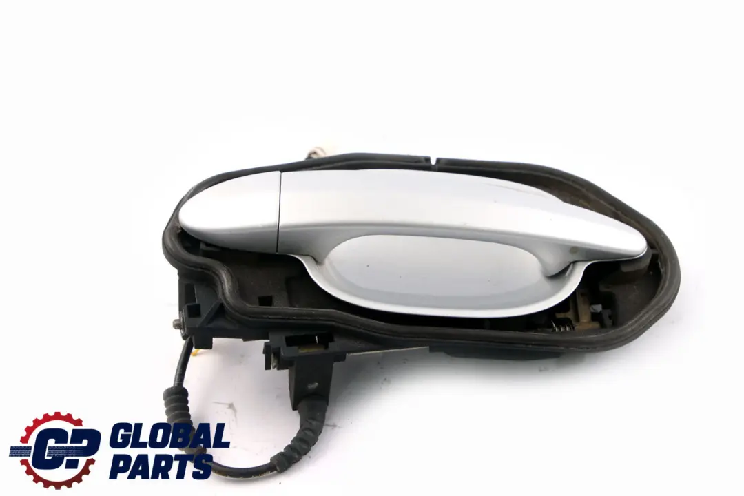 £BMW 5 Series E60 E61 Complete Front Left Grab Handle N/S Titansilber Silver 354 to with Part number 7034469 £BMW 5 Series E60 E61 Complete Front Left Grab Handle N/S Titansilber Silver 354 - SKU rhd-7034469-TS - Part number 7034469