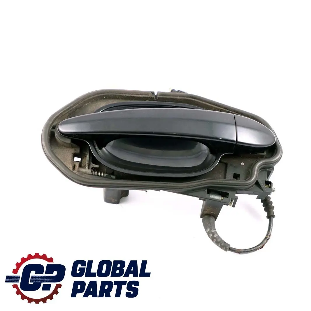 Asidero Trasero Derecho Completo Carbonschwarz Negro para BMW E60 E61 con número de pieza 7034571 BMW E60 E61 Asidero Trasero Derecho Completo Carbonschwarz Negro - SKU 7034571-CAR1 - Número de pieza 7034571