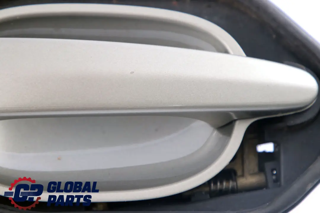 Complete Rear Left Grab Handle N/S Olivin Metallic 349 to BMW 5 Series E60 E61 with Part number 7034571 BMW 5 Series E60 E61 Complete Rear Left Grab Handle N/S Olivin Metallic 349 - SKU 7034571-OLI1 - Part number 7034571