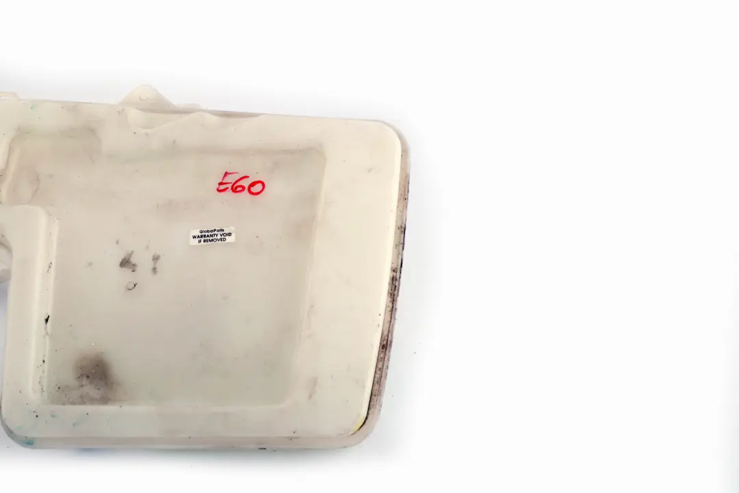 Parabrezza Pulizia Lavacristalli Serbatoio Bottiglia Contenitore per BMW E60 con numero di parte 7034967 BMW E60 Parabrezza Pulizia Lavacristalli Serbatoio Bottiglia Contenitore - SKU 7034967 - Numero di parte 7034967