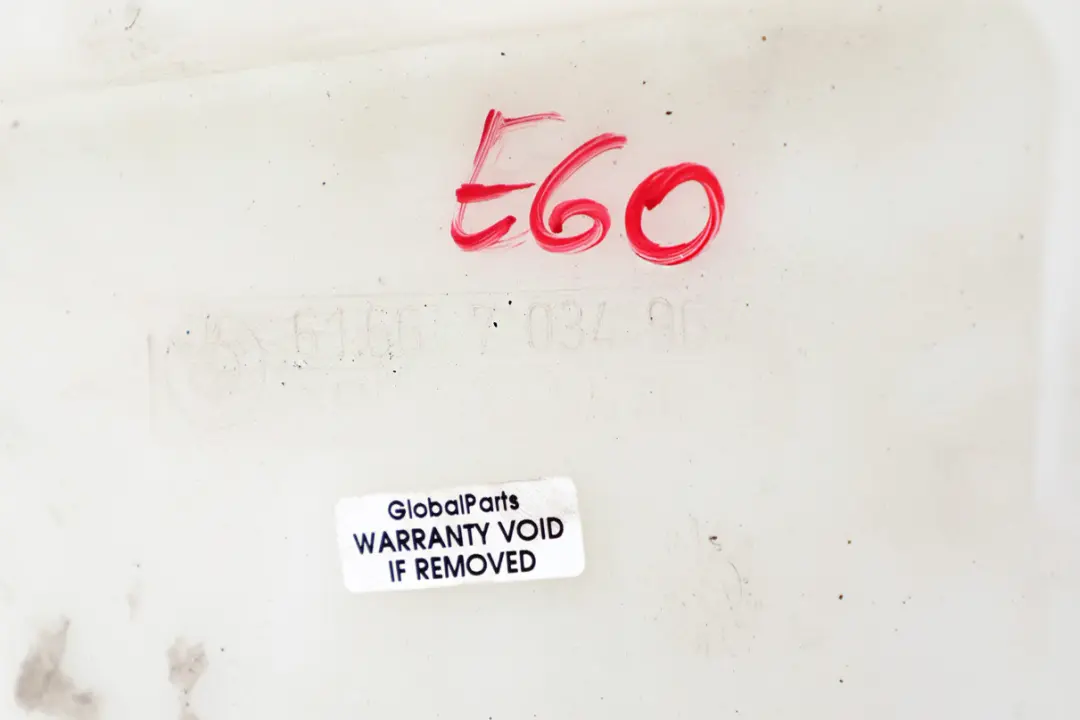 Limpiaparabrisas Tanque Botella Recipiente para BMW E60 con número de pieza 7034967 BMW E60 Limpiaparabrisas Tanque Botella Recipiente - SKU 7034967 - Número de pieza 7034967