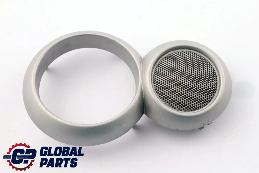 Interior Tapa Abrepuertas Derecha Blanco Plata para Mini Cooper One R50 R52 R53 con número de pieza 7035376 Mini Cooper One R50 R52 R53 Interior Tapa Abrepuertas Derecha Blanco Plata - SKU 7035376 - Número de pieza 7035376