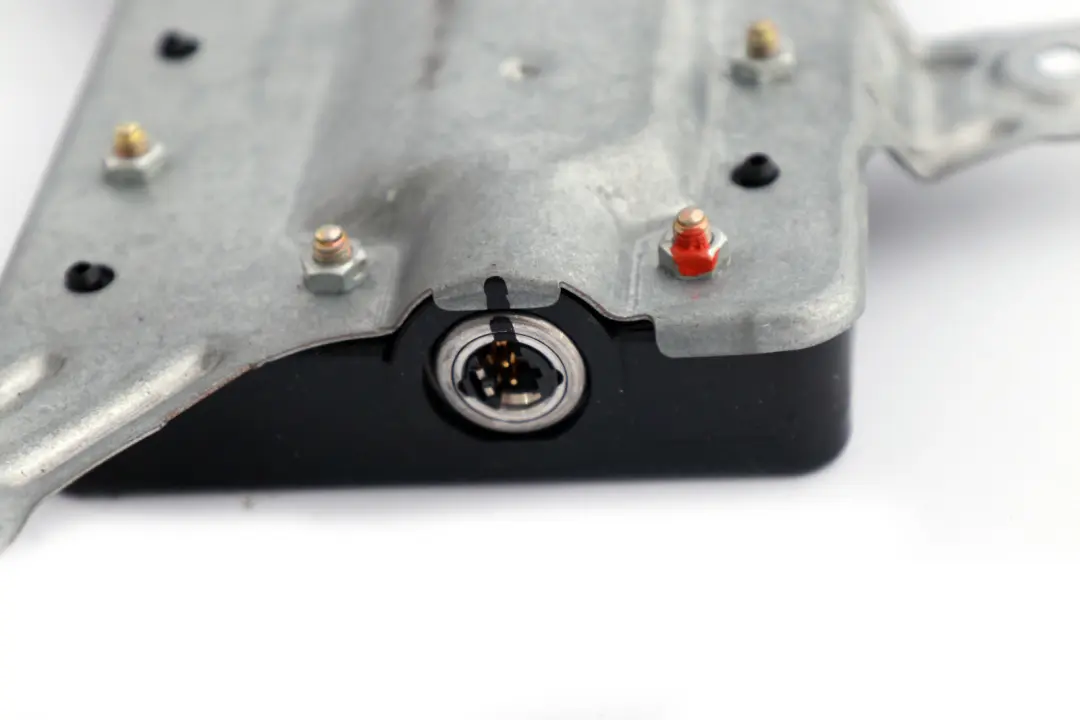 Module Porte Arriere Gauche pour BMW X5 E46 E53 à propos du numéro de pièce 7035787 BMW X5 E46 E53 Module Porte Arriere Gauche - SKU 7035787 - Numéro de pièce 7035787