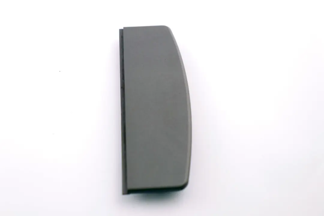BMW E65 E66 E67 Hintere Innenraum Dachleuchte Abdeckung Dunkel Silber - SKU 7037175 - Teilenummer 7037175