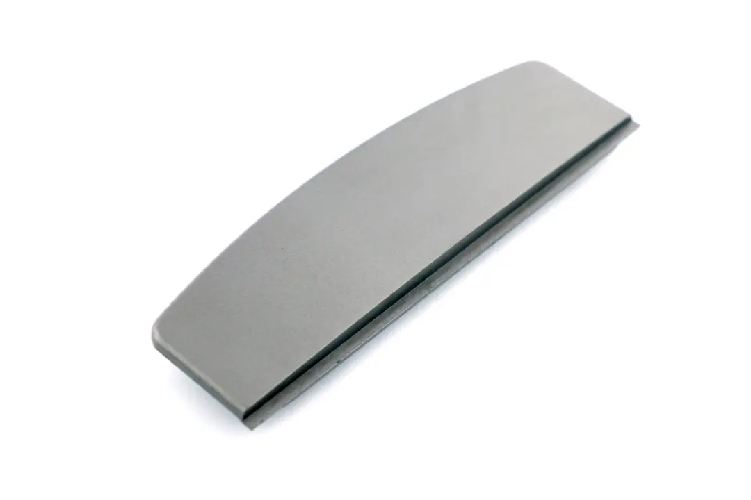BMW E65 E66 E67 Hintere Innenraum Dachleuchte Abdeckung Dunkel Silber - SKU 7037175 - Teilenummer 7037175