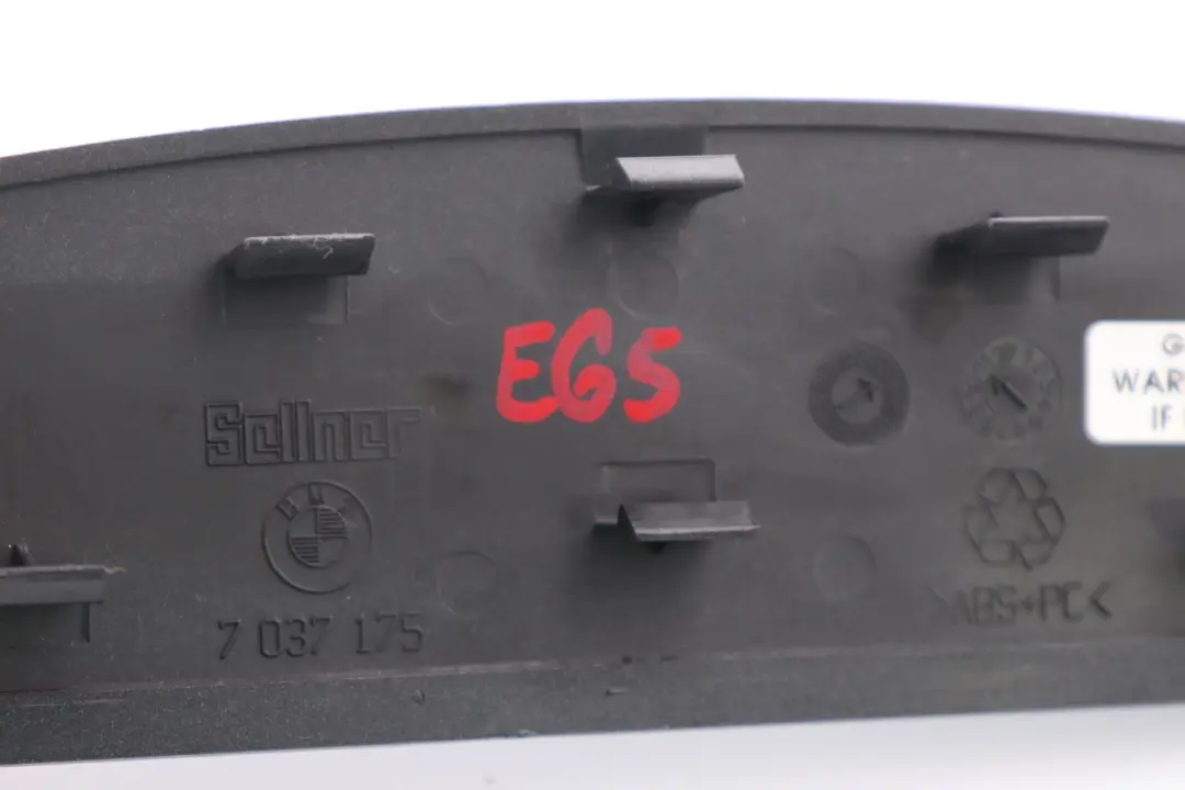 BMW E65 E66 E67 Hintere Innenraum Dachleuchte Abdeckung Dunkel Silber - SKU 7037175 - Teilenummer 7037175