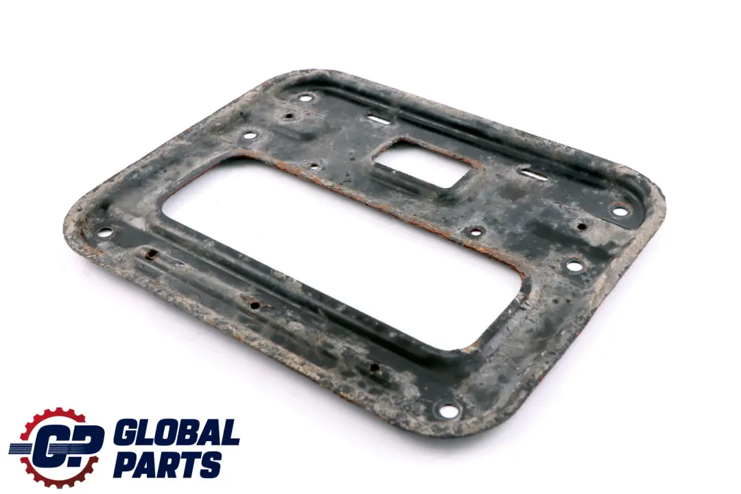 Untere Schall Dämpfer Halterung Verbindungs für Mini Cooper R50 R55 R56 R57 R58 LCI mit Teilenummer 7037919 Mini Cooper R50 R55 R56 R57 R58 LCI Untere Schall Dämpfer Halterung Verbindungs - SKU 7037919 - Teilenummer 7037919
