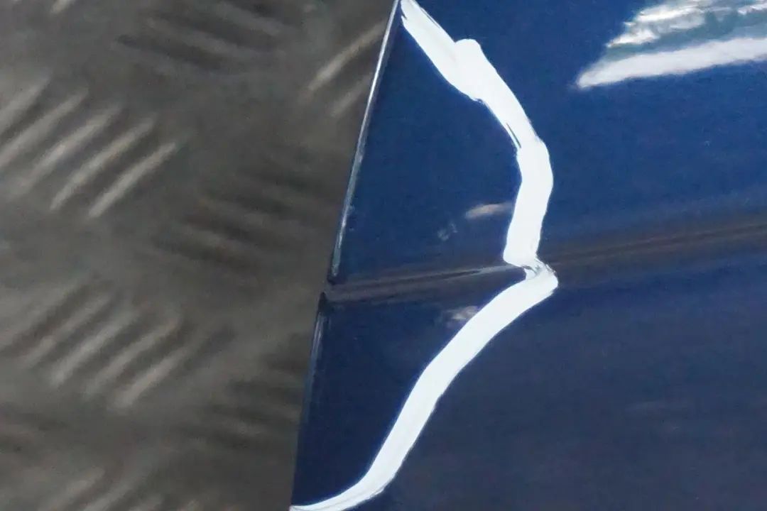 Door Front Left N/S Mysticblau Blue Metallic - A07 to BMW 3 E46 Coupe Convertible with Part number 7038091 BMW 3 E46 Coupe Convertible Door Front Left N/S Mysticblau Blue Metallic - A07 - SKU 7038091-MYS - Part number 7038091