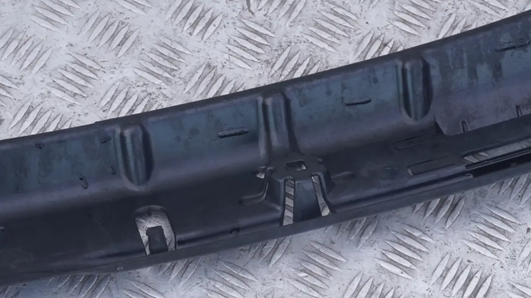 BMW E63 E64 Rear Bumper Centre Mount Support Holder Bracket Trim - SKU 7038195 - Part number 7038195