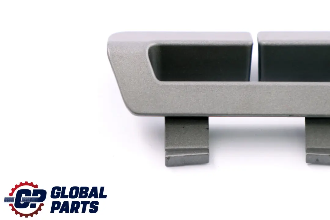 Arriere Couverture Gurtaustritt Gris pour BMW E65 E66 à propos du numéro de pièce 7049501 BMW E65 E66 Arriere Couverture Gurtaustritt Gris - SKU 7038235 - Numéro de pièce 7049501