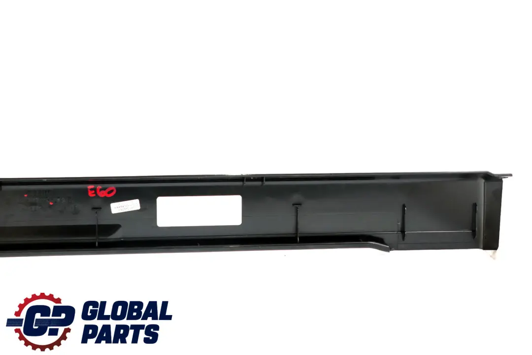 Travesaño Trasero Tapa Embellecedor 5146 para BMW E60 E60N LCI con número de pieza 7038355 BMW E60 E60N LCI Travesaño Trasero Tapa Embellecedor 5146 - SKU 7038355 - Número de pieza 7038355