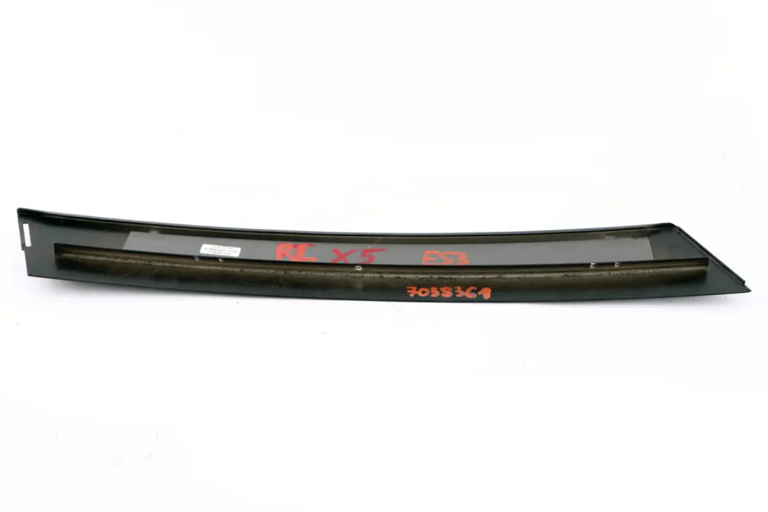 Apertura B-Colonna Porta Posteriore Sinistra Black Nero per BMW X5 E53 con numero di parte 7038361 BMW X5 E53 Apertura B-Colonna Porta Posteriore Sinistra Black Nero - SKU 7038361 - Numero di parte 7038361