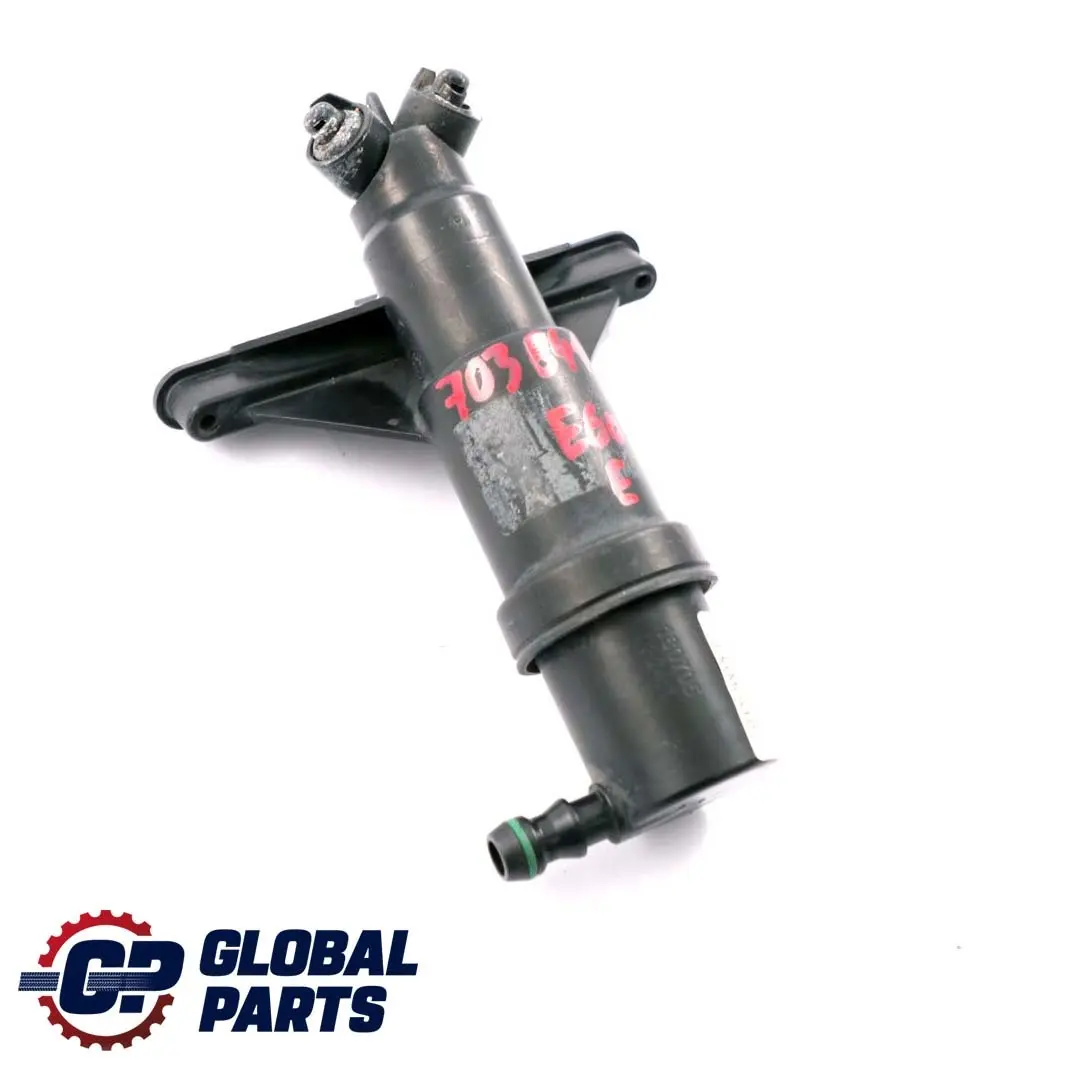 Boquilla De Alta Presion De La Bomba De Lavado del Faro Izquierdo para BMW E60 E61 1 con número de pieza 7038415 BMW E60 E61 1 Boquilla De Alta Presion De La Bomba De Lavado del Faro Izquierdo - SKU 7038415-1 - Número de pieza 7038415