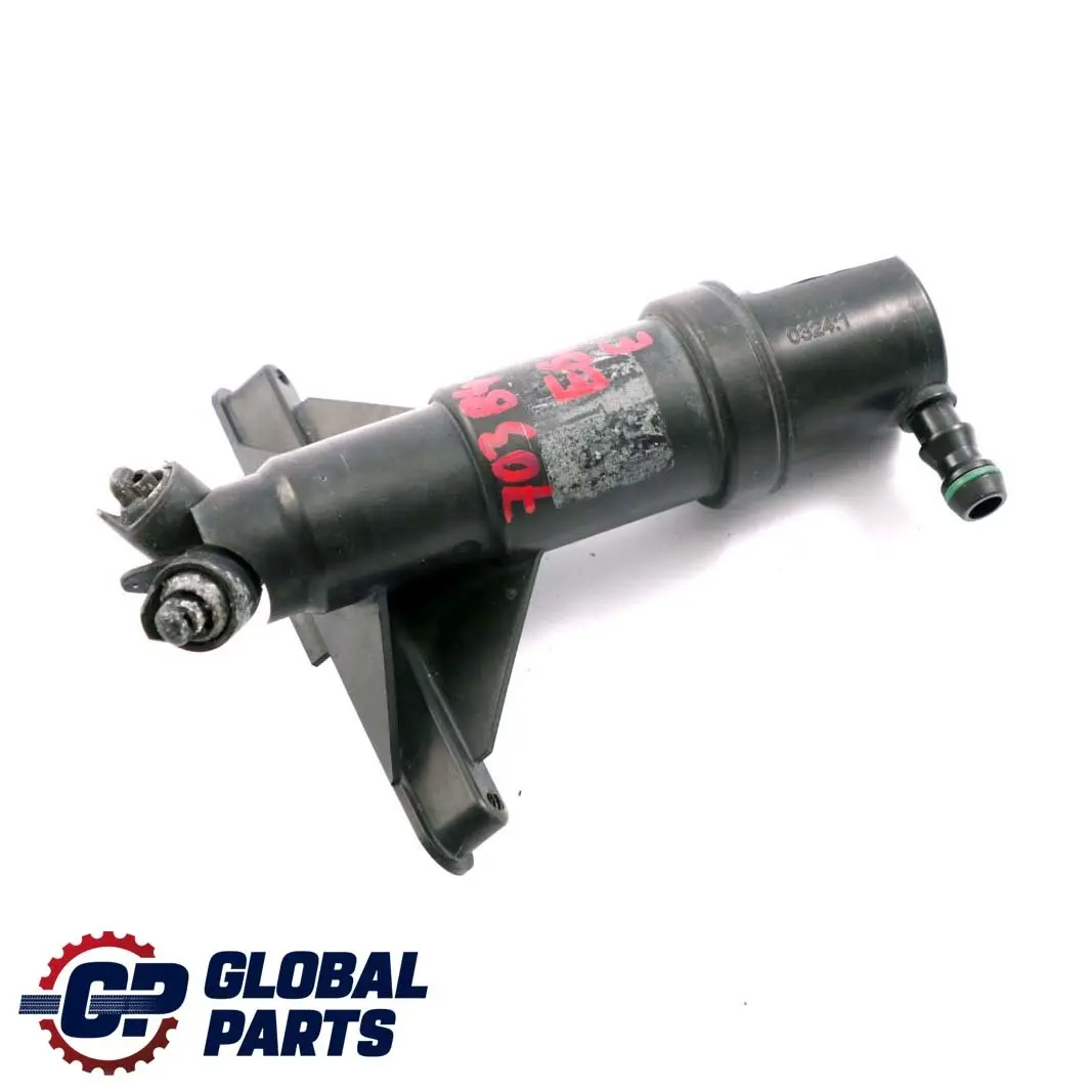 Dysza spryskiwacza lewa do BMW E60 E61 o numerze 7038415 BMW E60 E61 Dysza spryskiwacza lewa - SKU 7038415-1 - Numer Części 7038415